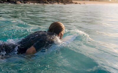 Duck Dive Technique for Shortboarders: How to Do It Right