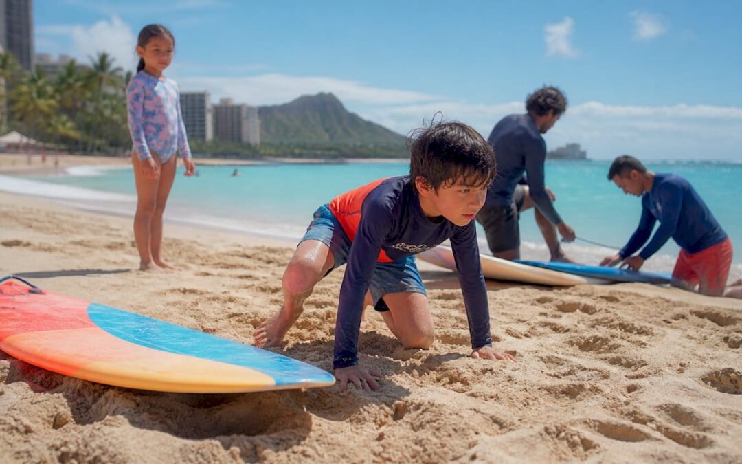 $90–$190 Waikiki Family Surf Cost and Instructor Backed Booking Tips